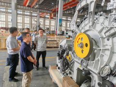 <b>能智能制制转型升级”为从题</b>